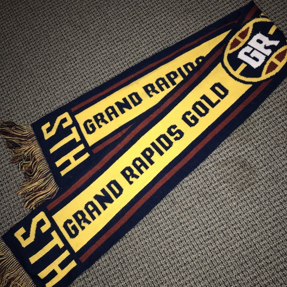 Grand Rapids Gold Basketball‎ Scarf